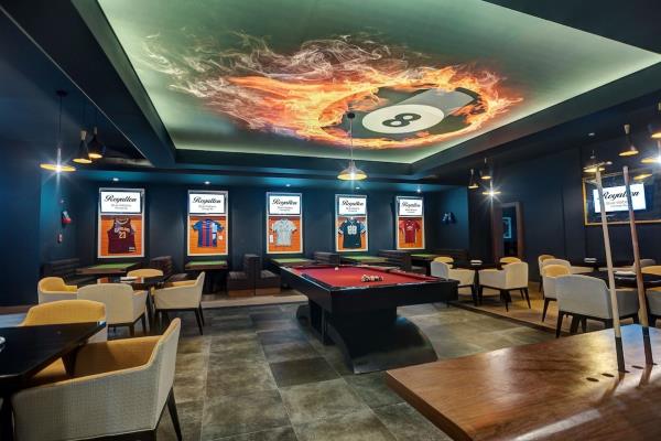 Royalton Blue Waters Montego Bay - Score Sports Bar and Lounge
